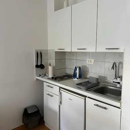 City Apartman מוסטר